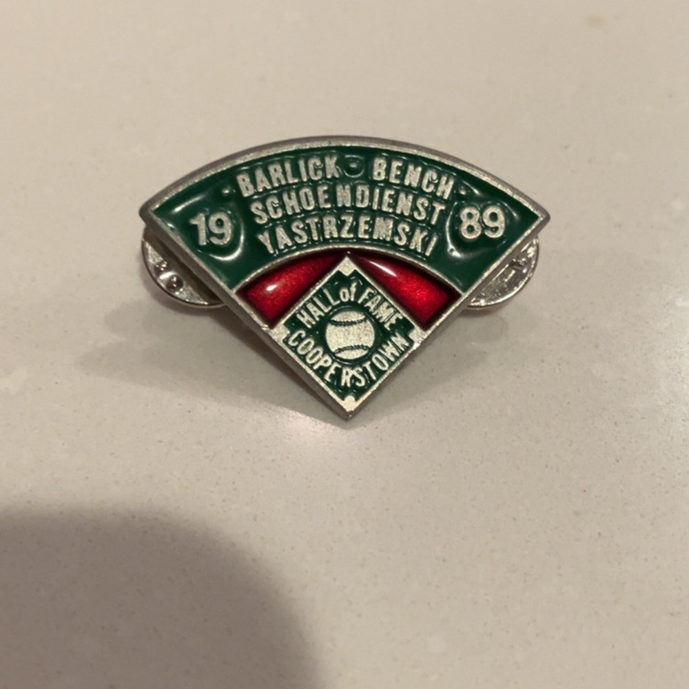 1989 Hall of Fame Inductees Pin MLB HOF Barlick-Bench-Schoendienst-Yastrzemski